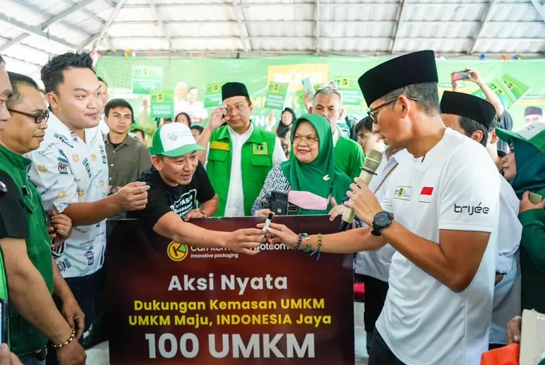 Aksi Nyata Dukungan Kemasan 100 UMKM Maju bersama Kemenparekraf